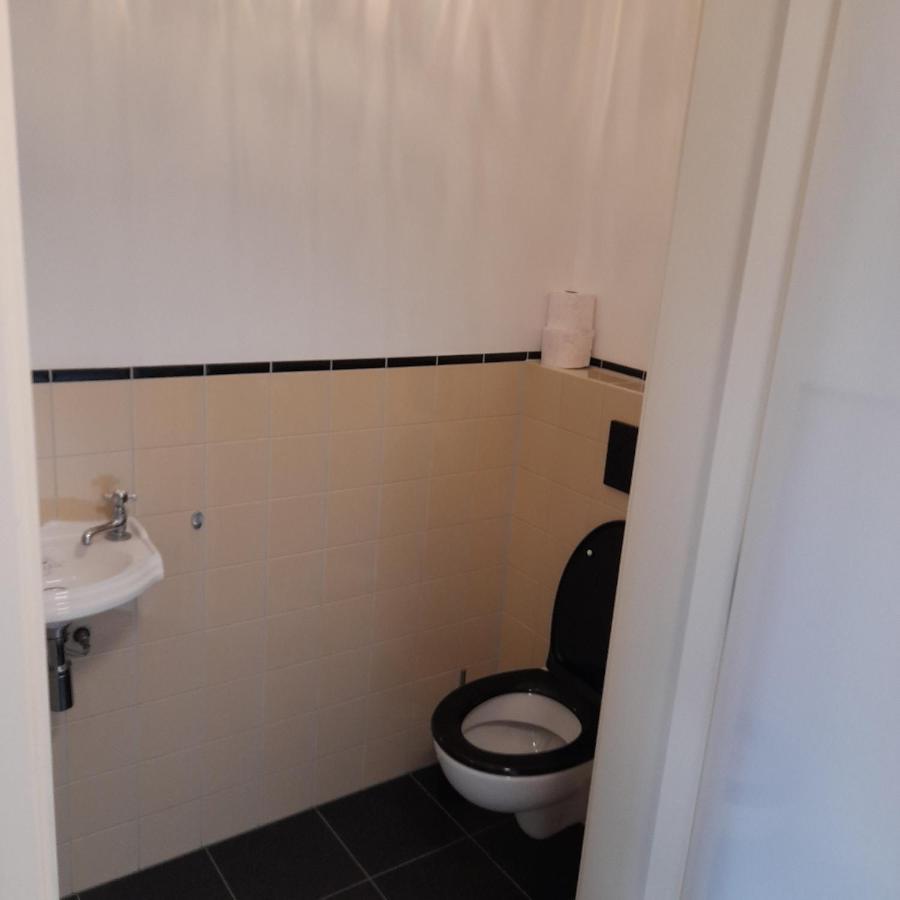 Historic Renovated Apartment With Balcony And Garden View Gouda Luaran gambar